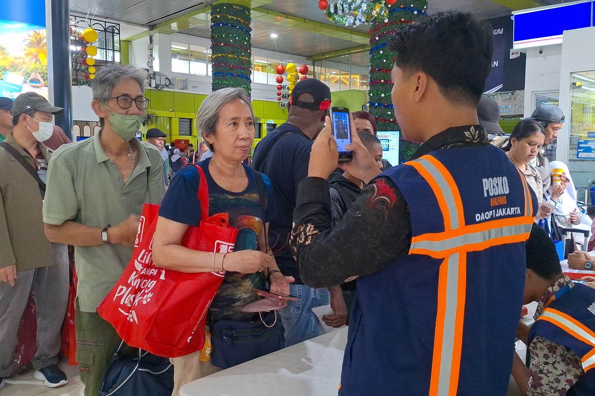 Stasiun Gambir Terapkan Face Recognition untuk Mudahkan Check-in Penumpang