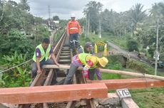 KAI Daop 9 Jember Ganti Bantalan Kayu Rel KA dengan Bantalan Sintetis 