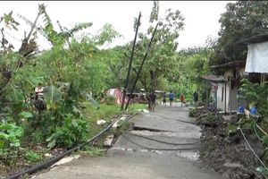 22 KK di Semarang Terpaksa Sambut Ramadhan di Tenda Pengungsian akibat Tanah Bergerak