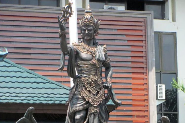 Patung Raja Udayana