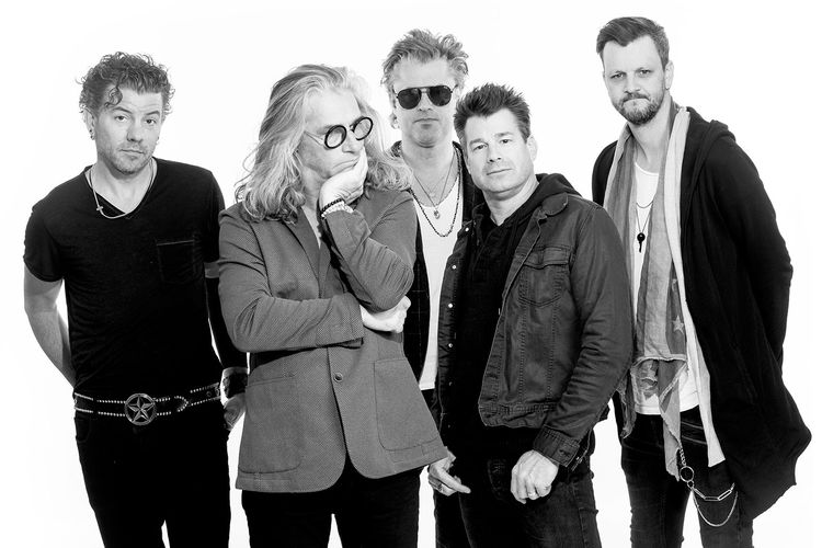 Band rock Collective Soul.