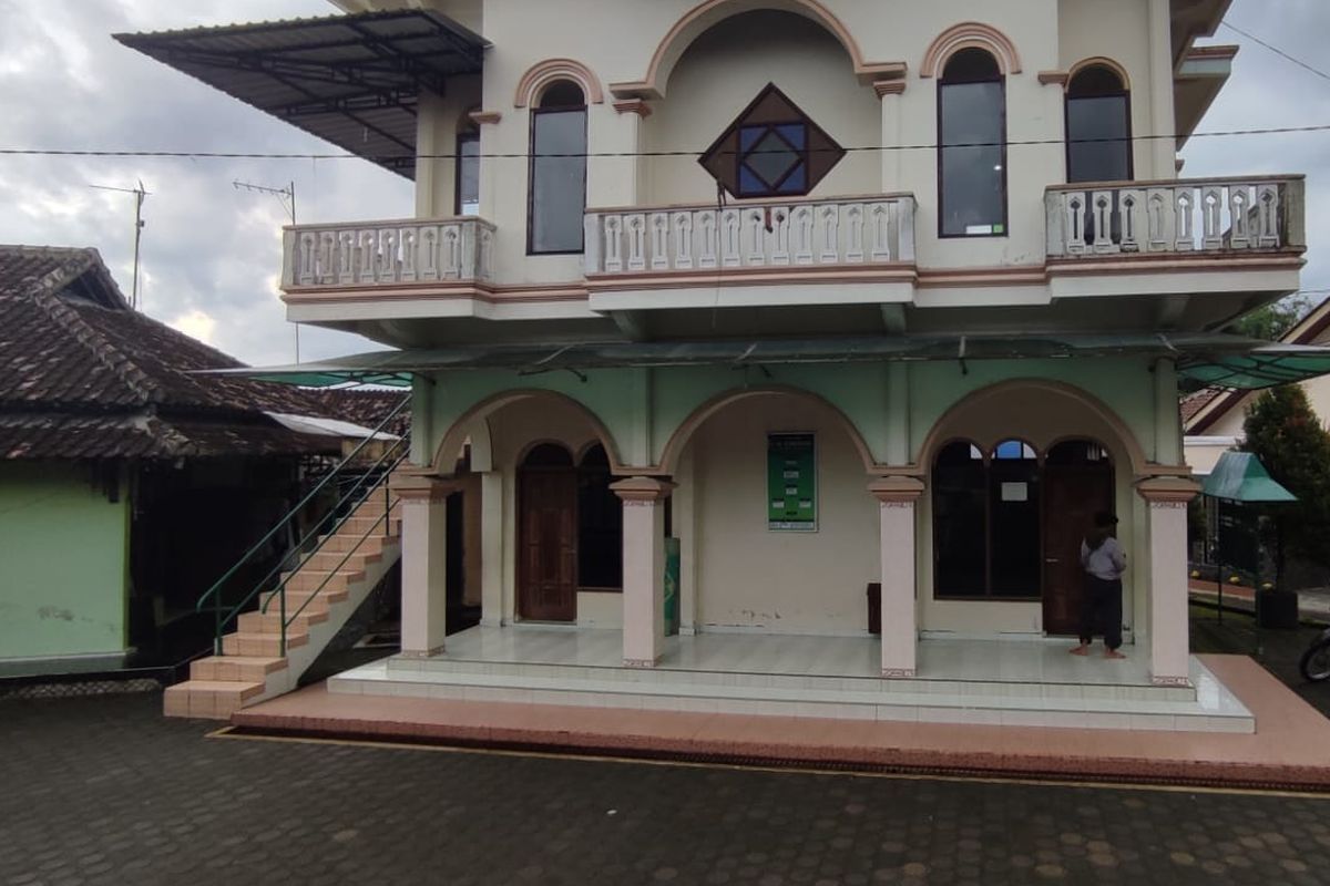 Sandera Keluarganya di Masjid Magelang, Pelaku Ancam Bunuh Diri