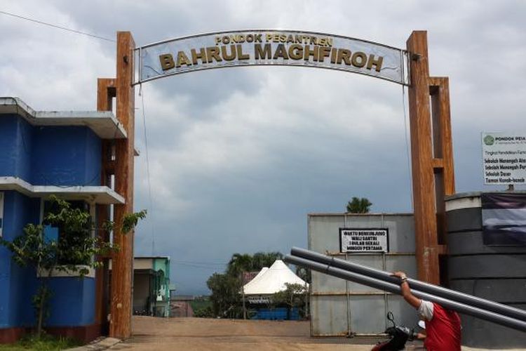 Suasana di Pondok Bahrul Maghfiroh, Kota Malang, Selasa (24/1/2017). Saat ini, ayah Marshanda sedang berada di pondok tersebut.