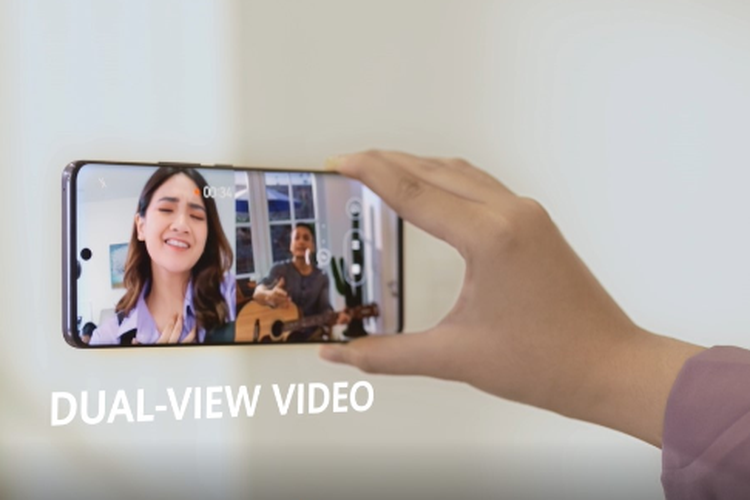 Tampilan fitur dual-view video pada ponsel Nova 9.