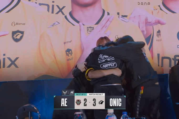 Onic Esports menang atas Alter Ego Esports dengan skor 3-2.