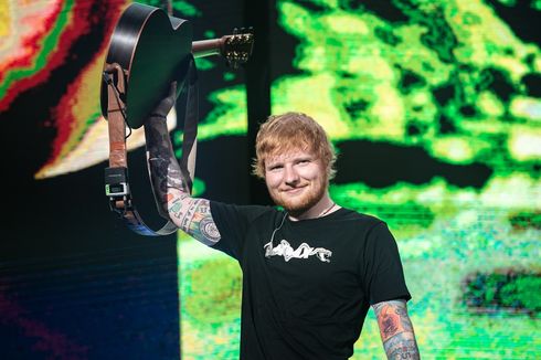 Ed Sheeran Kejutkan Anak-anak Sekolah di Inggris Lewat Aplikasi Zoom