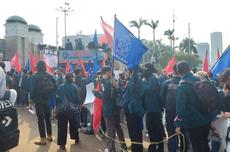 Tiba di Gedung DPR, Mahasiswa ITB: Selamat Sore Wakil Rakyat yang Tidak Mewakili Rakyat