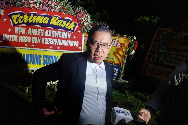 Wakil Ketua Umum Partai NasDem Ahmad Ali saat mengunjungi Pendopo Gubernur DKI Jakarta Anies Baswedan di daerah Lebak Bulus, Cilandak, Jakarta Selatan, Minggu (16/10/2022) malam.