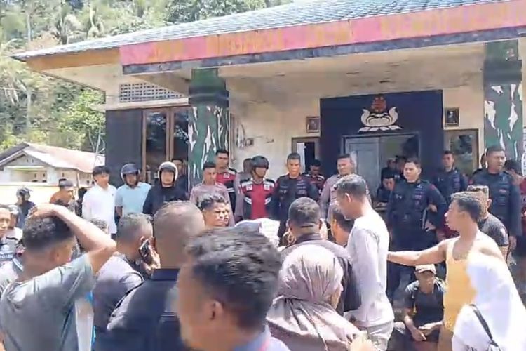 Belasan Oknum Brimob di Pulau Seram Maluku Aniaya Pasutri, Berawal dari Cekcok di Pesta Joget