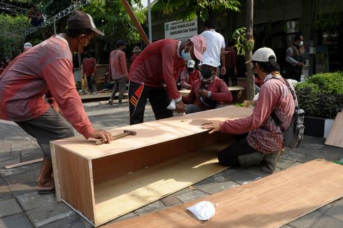 Ratusan Peti Mati Disiapkan untuk Antisipasi Lonjakan Kematian akibat Covid-19 di Surabaya