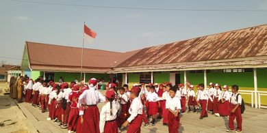 Belum Dapat MBG, Anak Suku Bajau di Torosiaje Rindu Lauk Ayam