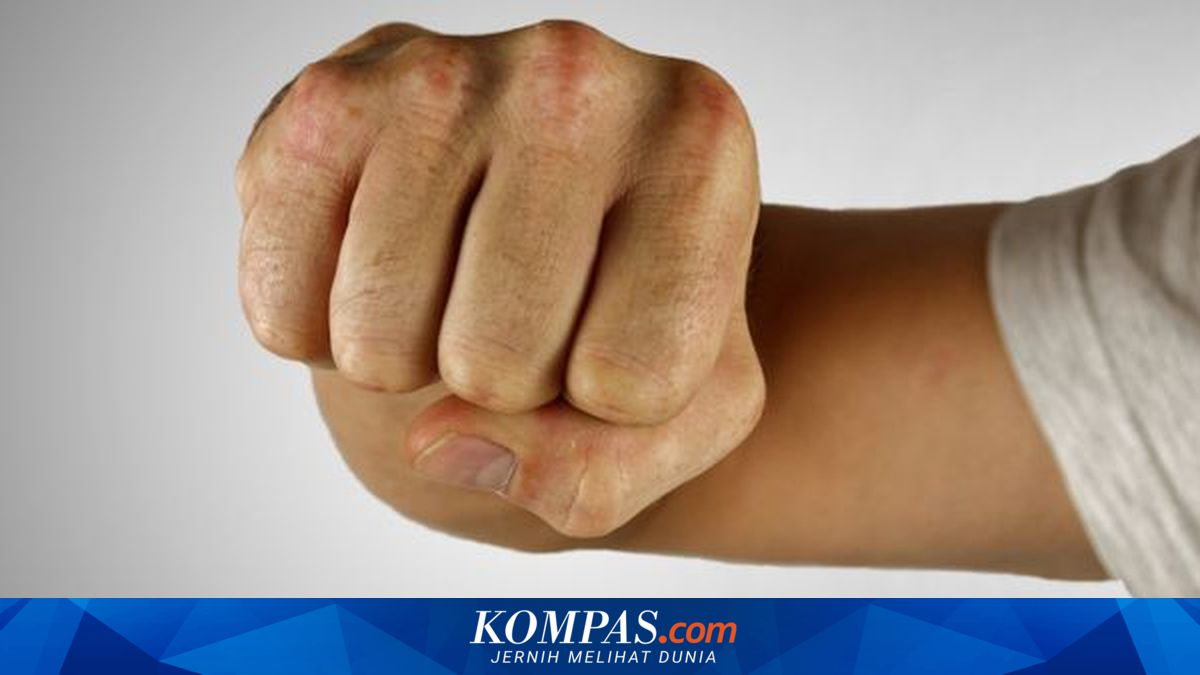 Dipicu Rebutan Rayu Perempuan, Bule Duel di Pantai Batu Bolong Bali