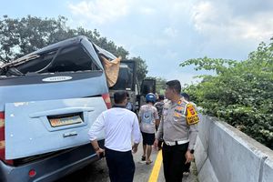 Tabrakan Bus TNI AL dan Truk di Medan, 12 Personel Terluka