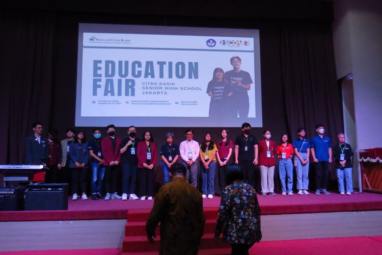 SMA Citra Kasih Jakarta menggelar Education Fair atau Edufair 2023 mengangkat tema Discover Your Future pada 26-27 Oktober 2023. 
