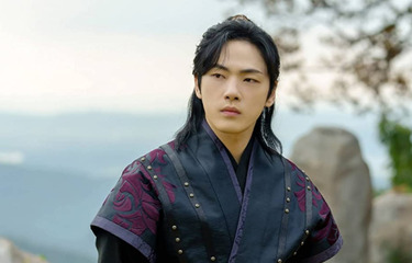 Drama Korea Kokdu: Season of Deity, merupakan serial drama korea yang akan dirilis pada 28 Januari mendatang
