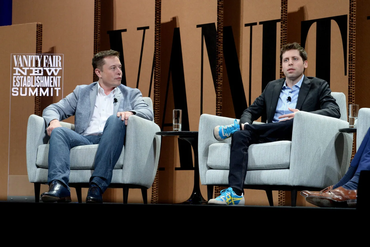 CEO Tesla dan Twitter Elon Musk (kiri) bersama CEO OpenAI Sam Altman (kanan). Keduanya membangun OpenAI pada 2015.