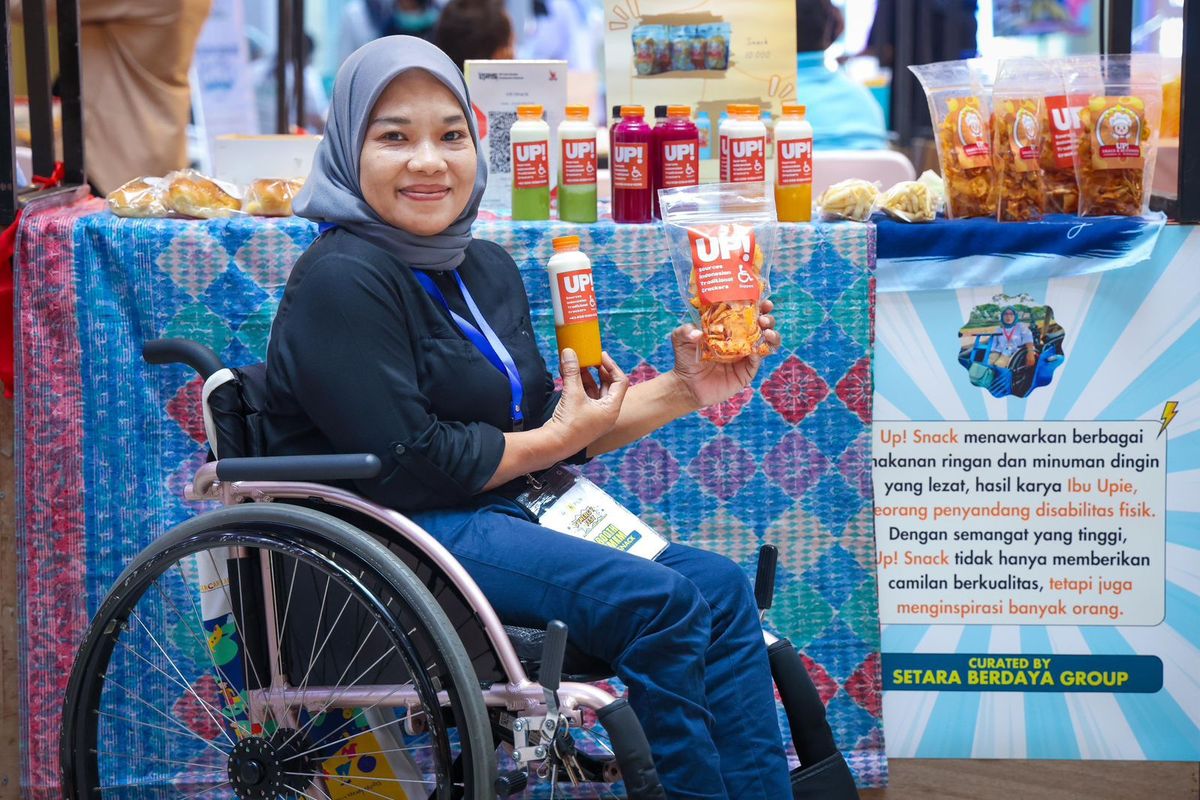 Synergy Fest menghadirkan karya disabilitas dari 20 pengusaha UMKM, dengan rangkaian acara talkshow inspiratif hingga workshop inklusif.
