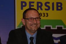 Dejan Antonic Tak Gentar Tangani Persib Bandung