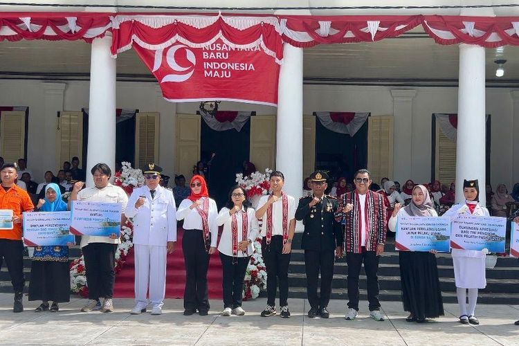 PT Jasa Raharja (Persero) sukses menyelenggarakan program Relawan Bakti BUMN (RBB) Batch VI di Banda Neira, Maluku, dari Kamis (15/8/2024) hingga Sabtu (17/8/2024).
