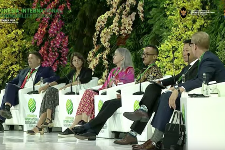 Tangkapan layar sesi diskusi panel Indonesia Suistanaibilty Forum (ISF) 2024 di Jakarta Convention Center (JCC), Kamis (5/9/2024). 


