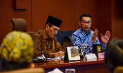 Atasi Sampah di Citarum, Emil Usul Percepat Pencairan Dana Bantuan Bank Dunia 