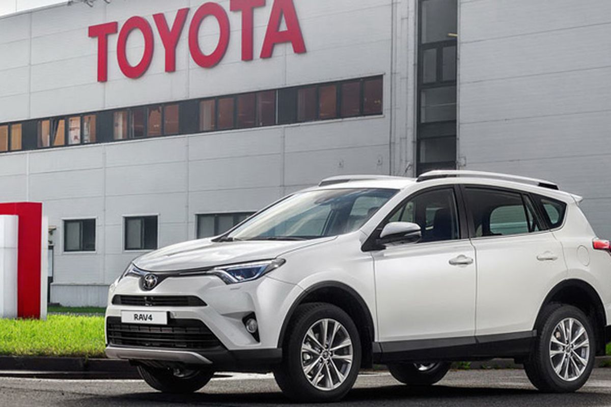 Toyota RAV4 juga kena imbas airbag Takata.