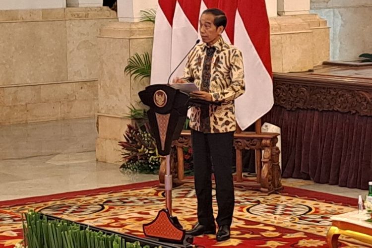 Presiden Joko Widodo berpidato dalam acara penyampaian Laporan Hasil Pemeriksaan (LHP) BPK atas Laporan Keuangan Pemerintah Pusat (LKPP) Tahun 2022 di Istana Negara, Jakarta, Senin (26/6/2023).