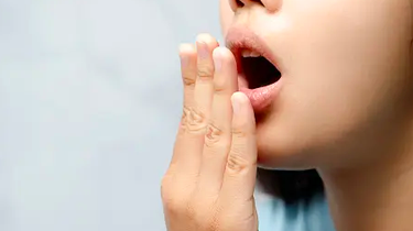 Bau Mulut Tak Sedap Saat Bangun Tidur, Dokter Ungkap Penyebab dan Cara Mengatasinya