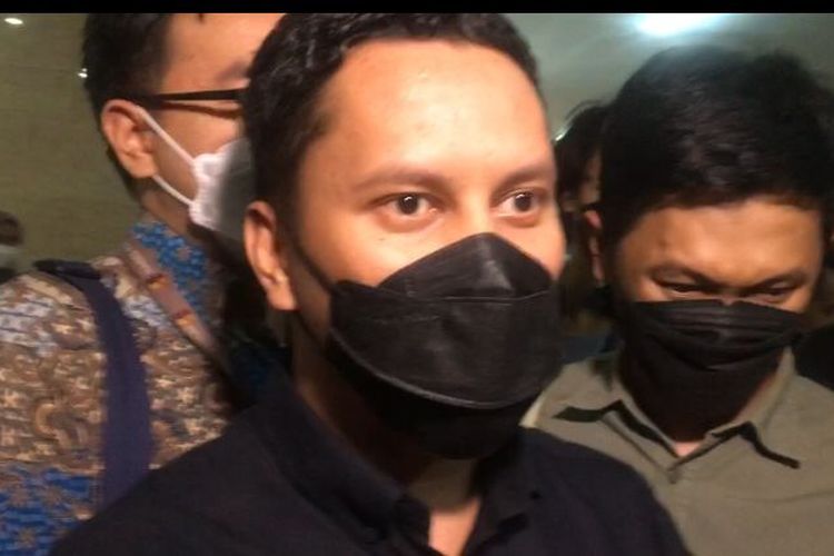 Arief Muhammad usai menjalani pemeriksaan penyidik Direktorat Tindak Pidana Siber (Dittipidsiber) Bareskrim Polri pada Kamis (17/3/2022).