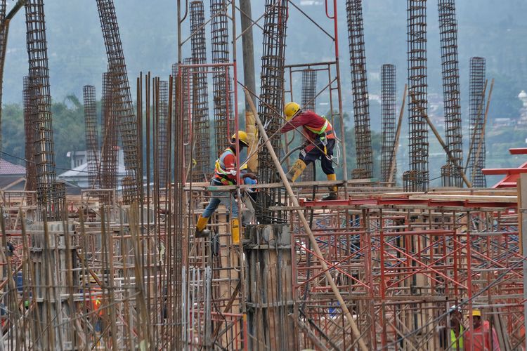 Menatap Optimis Pertumbuhan Ekonomi 6,5 Persen di 2027