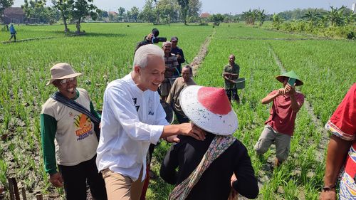 Ganjar Beberkan Syarat Petani dan Nelayan Bisa Ikut Program Pemutihan Utang KUR