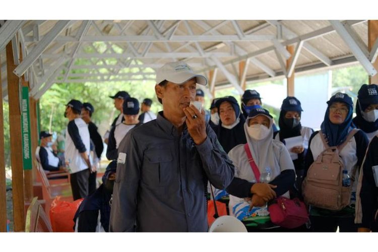 Studi banding kelompok binaan Pertamina ke Wisata Mangrove Karangsong, Kabupaten Indramayu, Jawa Barat, Rabu (20/7/2022) hingga Jumat (22/7/2022) 

