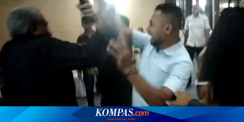 Sidang Paripurna LPJ APBD Maluku Tengah Ricuh, Wakil Ketua DPRD Dikejar Anggota - Vimarsana News