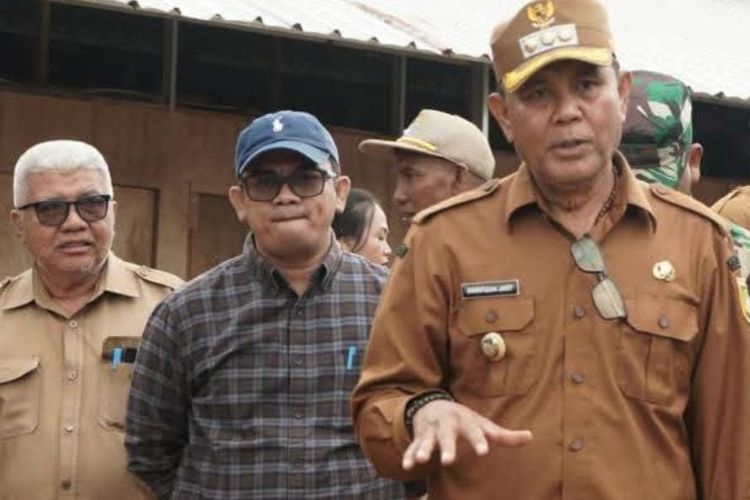 Bupati Sumbawa Janji Tertibkan TKA dan Pulihkan Hutan di Tambang Rakyat