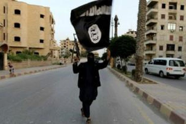 ISIS mengumumkan Abu Bakr al-Baghdadi sebagai kalifah 'pemimpin Muslim' di mana pun.