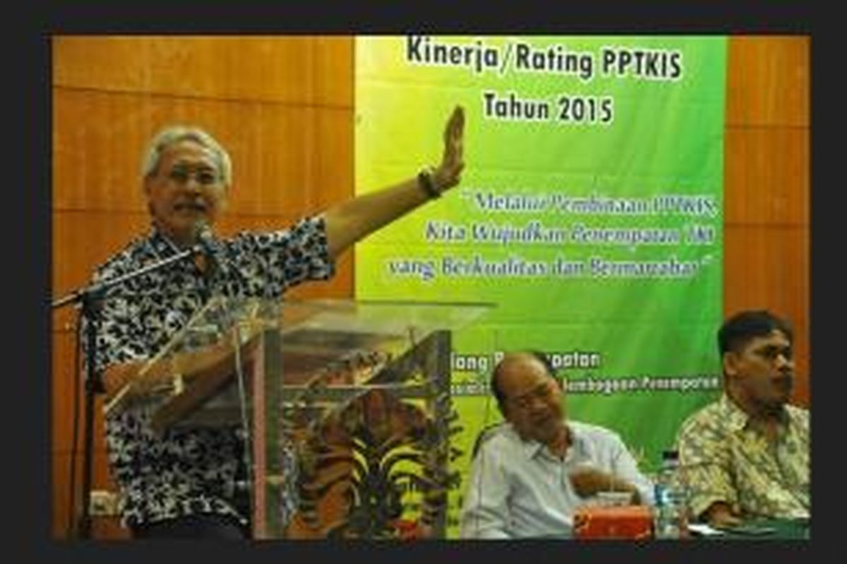 Deputi Penempatan BNP2TKI Agusdin Subiantoro, di Jakarta, Jumat (6/11/2015), menjelaskan tentang penilaian kinerja atau rating Pelaksana Penempatan TKI Swasta (PPTKIS) semester II tahun ini kepada 498 PPTKIS. 