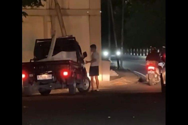Pungli Sopir Pikap di Thamrin City, Pelaku Paksa Mobil Berhenti hingga Bikin Macet