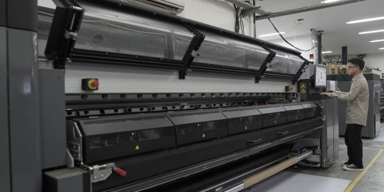 Penggunaan mesin cetak HP Latex yang diklaim ramah lingkungan di Wellen Print. Di Indonesia, hingga kini, Wellen Print sudah menggunakan lima unit HP Latex.