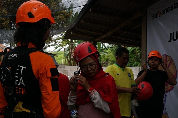 Dompet Dhuafa melalui DMC Dompet Dhuafa menggelar pelatihan Jurnalis Siaga Bencana, di Jay Adventure Arung Jeram Sukabumi, mulai dari Jumat (16/12/2022) hingga Sabtu (17/12/2022). 