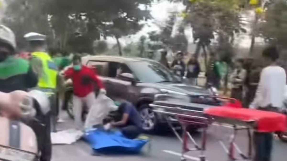 Motorcyclist Killed in Hit-and-Run Minibus Crash on Jalan Daan Mogot, West Jakarta