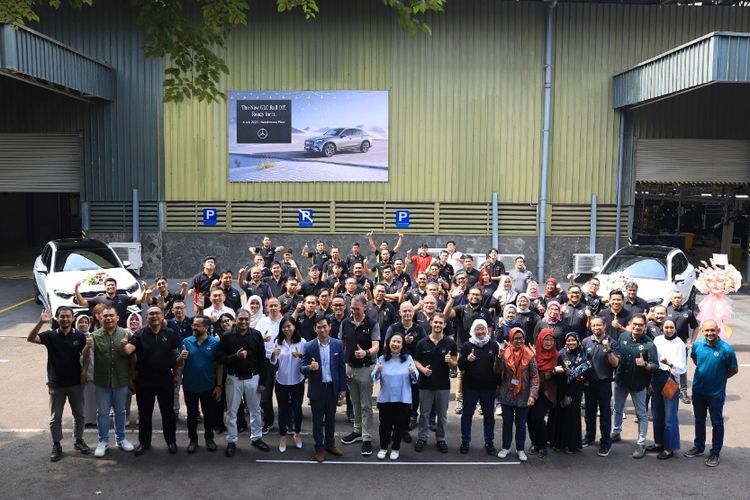 Mercedes-Benz New GLC resmi dirakit secara lokal di pabrik Wanaherang, Bogor