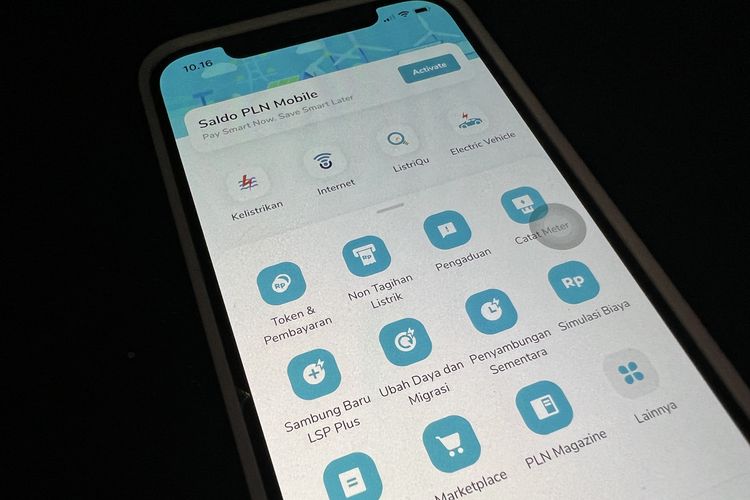 Cara bayar listrik online di HP via PLN Mobile.