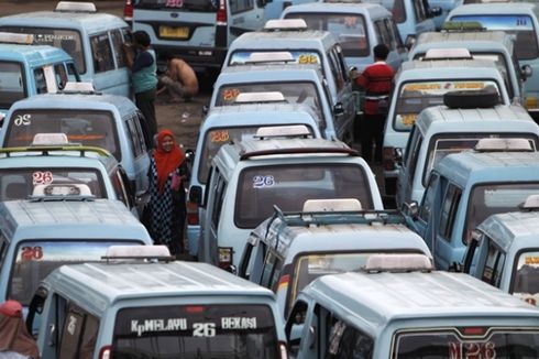 Jumlah Penumpang Transportasi Umum Dibatasi, Pembebasan Pajak Mobil Jadi Solusi?