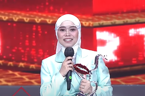 Borong Piala Kiss Awards 2022, Sikap Lesti Kejora Saat Menerima Penghargaan Disorot