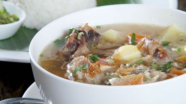 Resep Sup Ayam Kaldu Tulang, Segar Gurih dan Menyehatkan