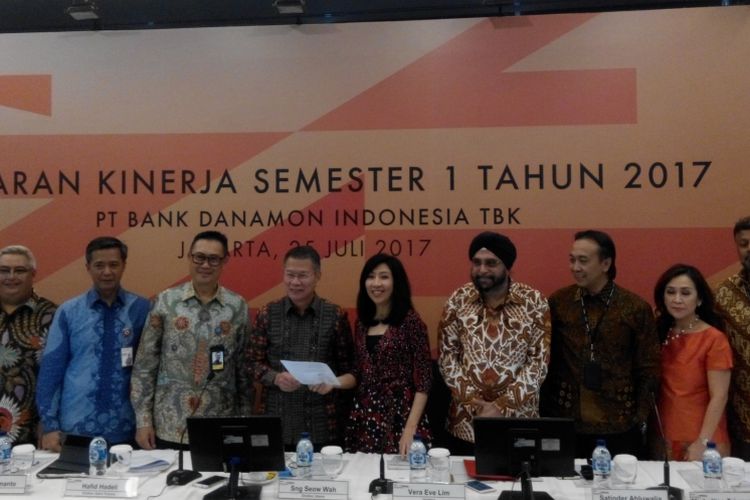 Paparan kinerja keuangan PT Bank Danamon Indonesia Tbk di Jakarta, Selasa (25/7/2017).