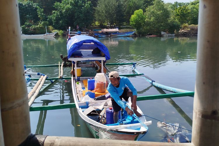 Cuaca Ekstrem Selat Bali, Nelayan Banyuwangi Seminggu Tak Melaut