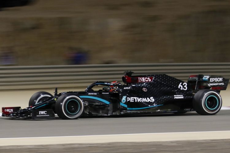 Pebalap pengganti Mercedes, George Russell, menjadi yang tercepat pada dua sesi latihan bebas (FP) GP Sakhir, Jumat (4/12/2020) waktu setempat.