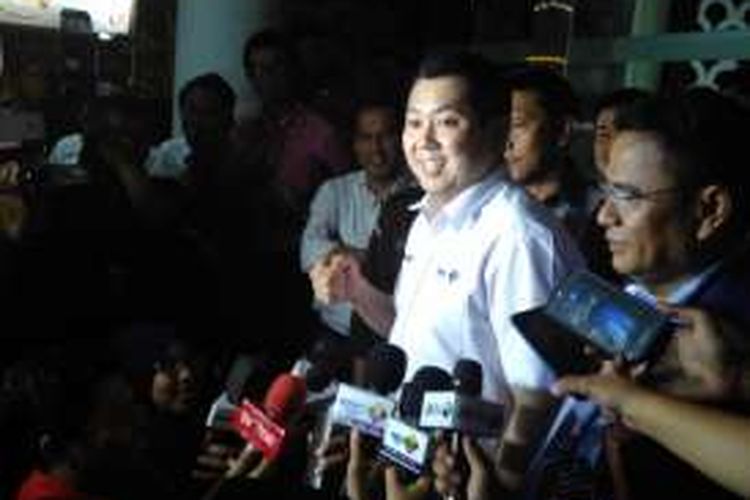 CEO MNC Group Hary Tanoesoedibjo usai diperiksa penyidik Kejaksaan Agung, Kamis (17/3/2016).