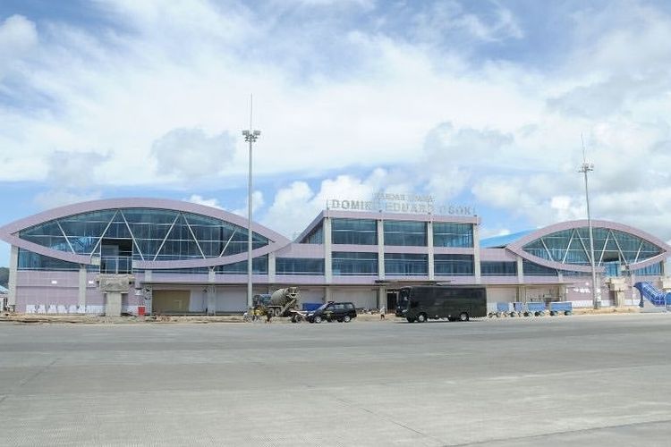 Bandara Domine Eduard Osok di Kota Sorong, Papua Barat Daya.